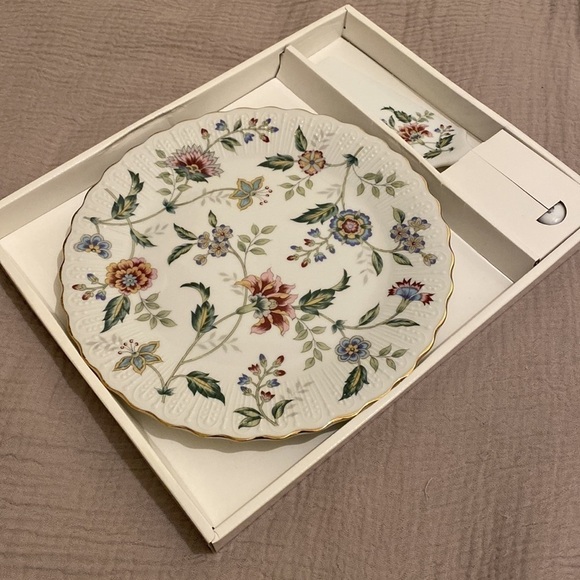 Andrea by Sadek Ceramic Cake Platter and Server. Made in Japan. New. - Picture 9 of 10